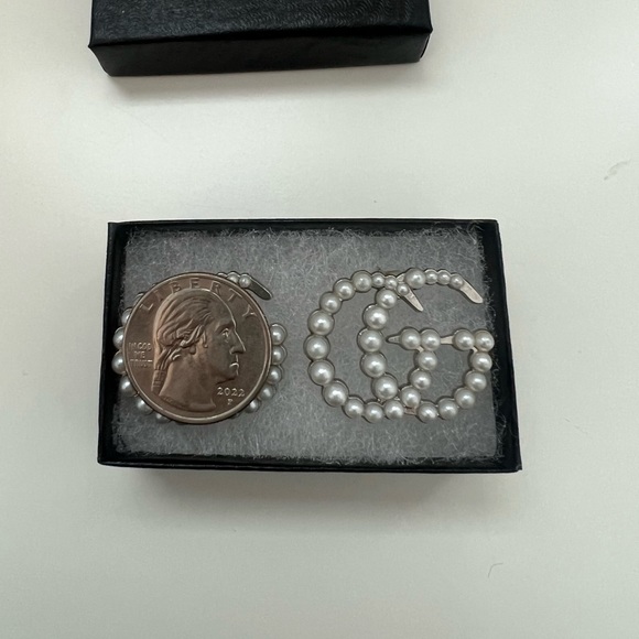 GG stud earrings - Picture 3 of 4